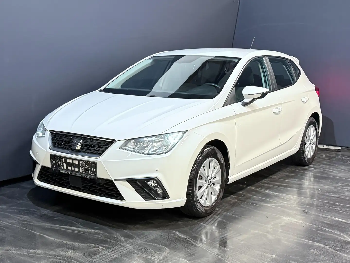 SEAT Ibiza Style Weiß - 2