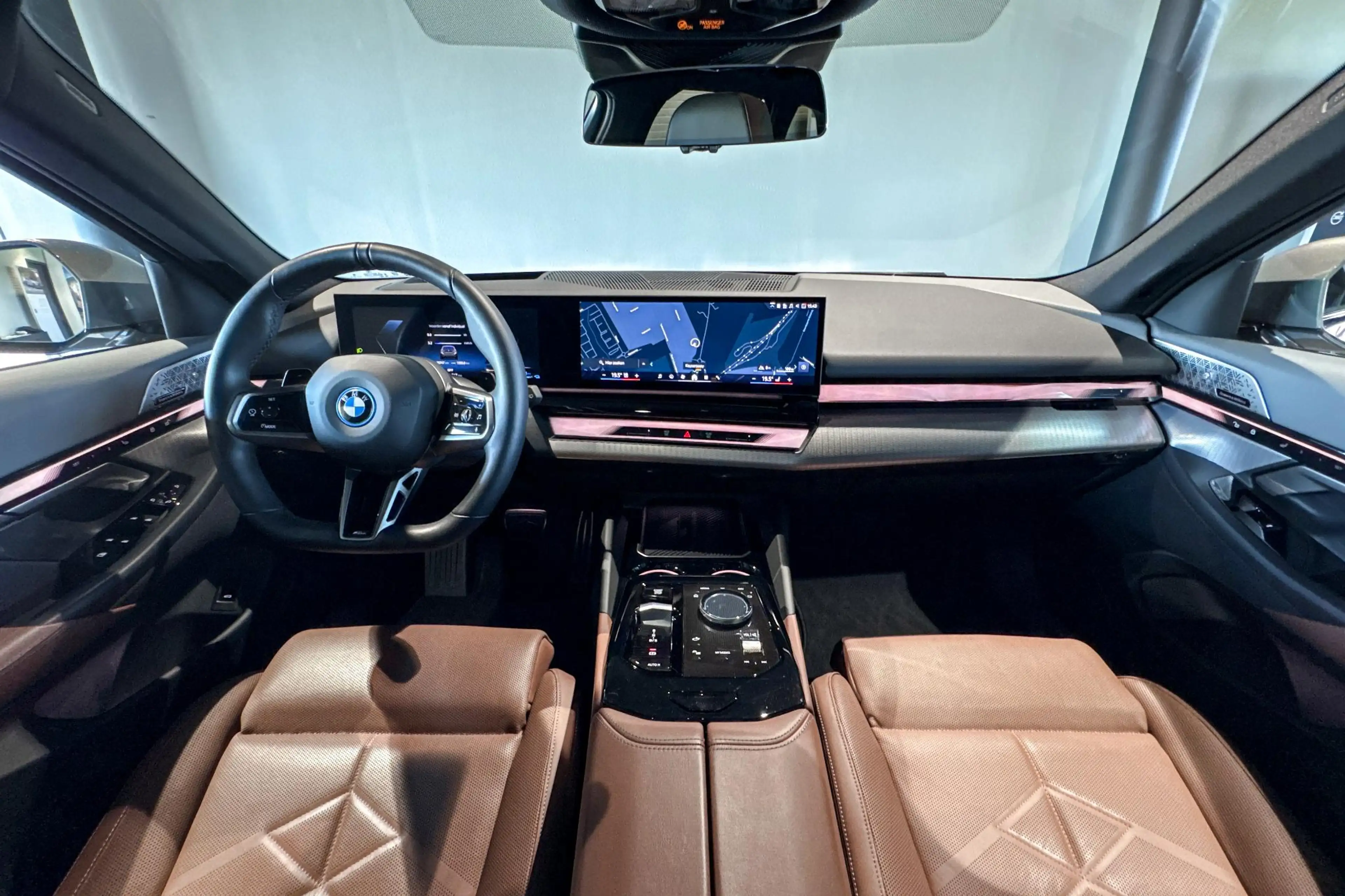 BMW 550 5 Serie Touring 550e xDrive | M Sport Pro | Glazen — photo 12
