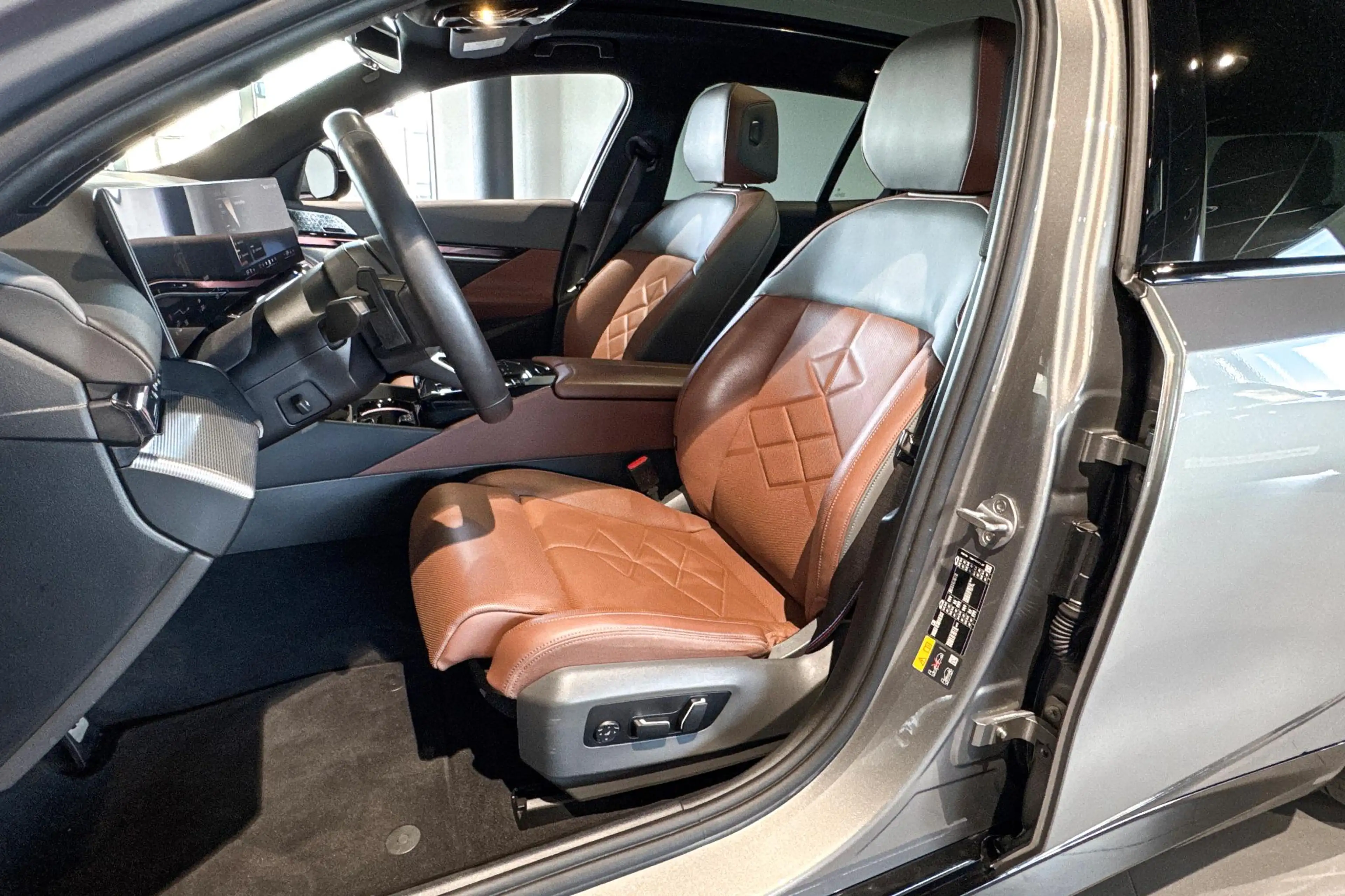 BMW 550 5 Serie Touring 550e xDrive | M Sport Pro | Glazen — photo 10