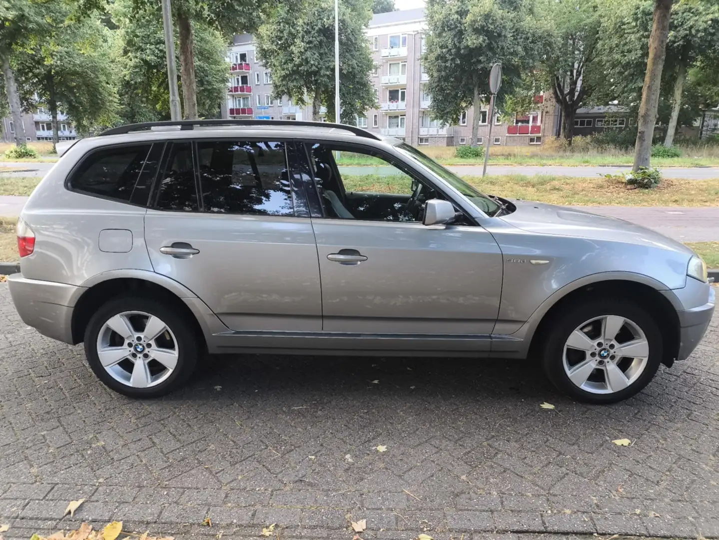 BMW X3 bmw x3 3.0d 2007 Zilver - 2
