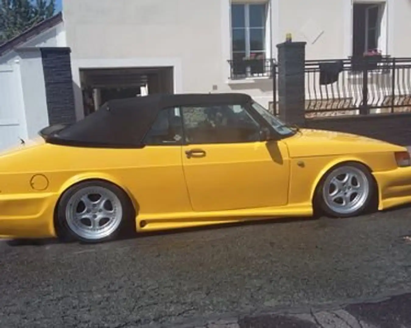 Saab 900 900 Cabriolet T16 Jaune - 1