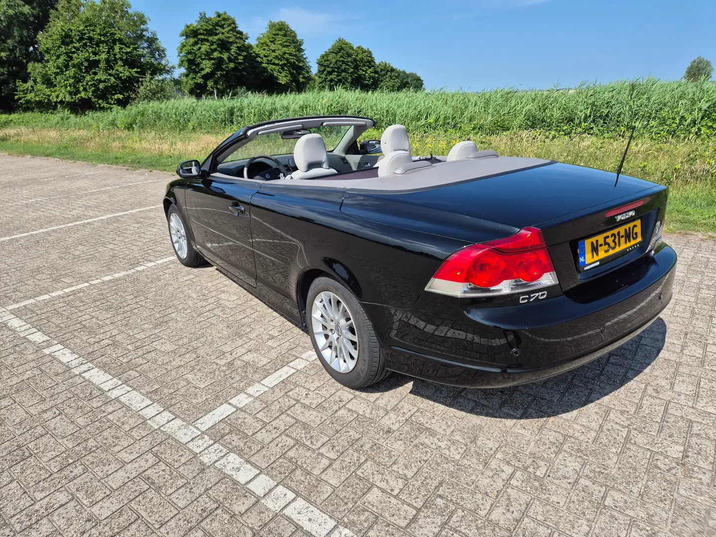 Volvo C70 C70 2.4i Kinetic Negro - 2