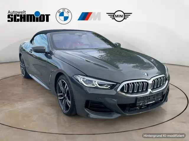 BMW 8 Series view 8