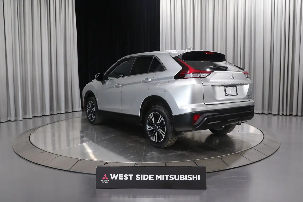 Mitsubishi Eclipse Cross снимка Mitsubishi Eclipse Cross