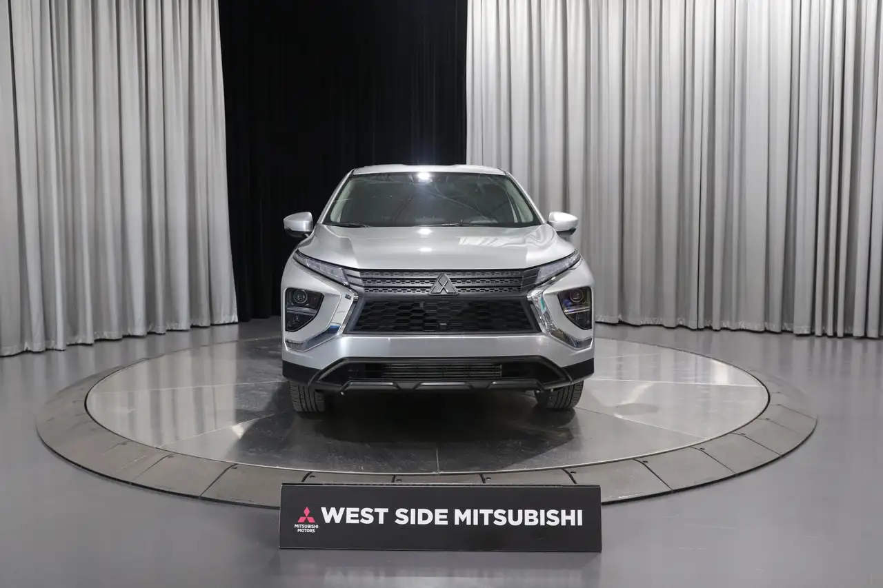 Mitsubishi Eclipse Cross снимка Mitsubishi Eclipse Cross