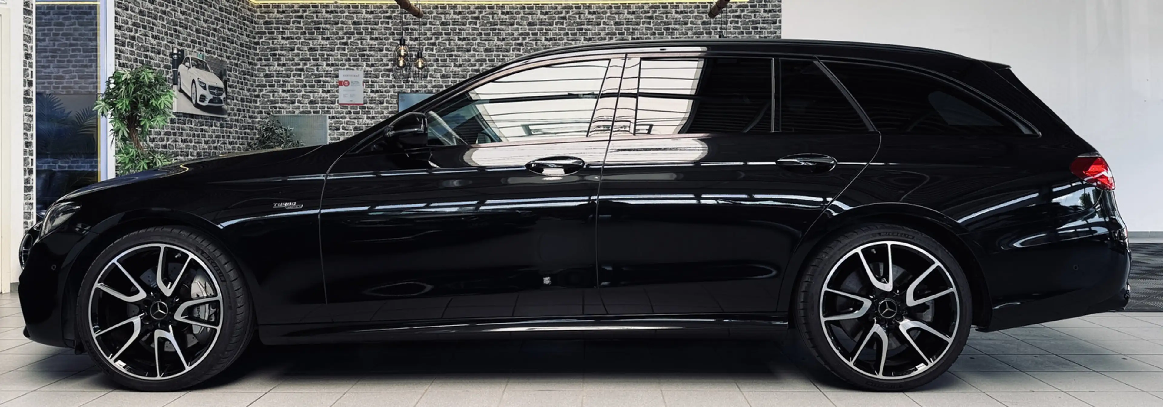Mercedes-Benz E 53 AMG 4Matic+ 1-HAND|360°|LED|AHK|ACC|PANO| — photo 8