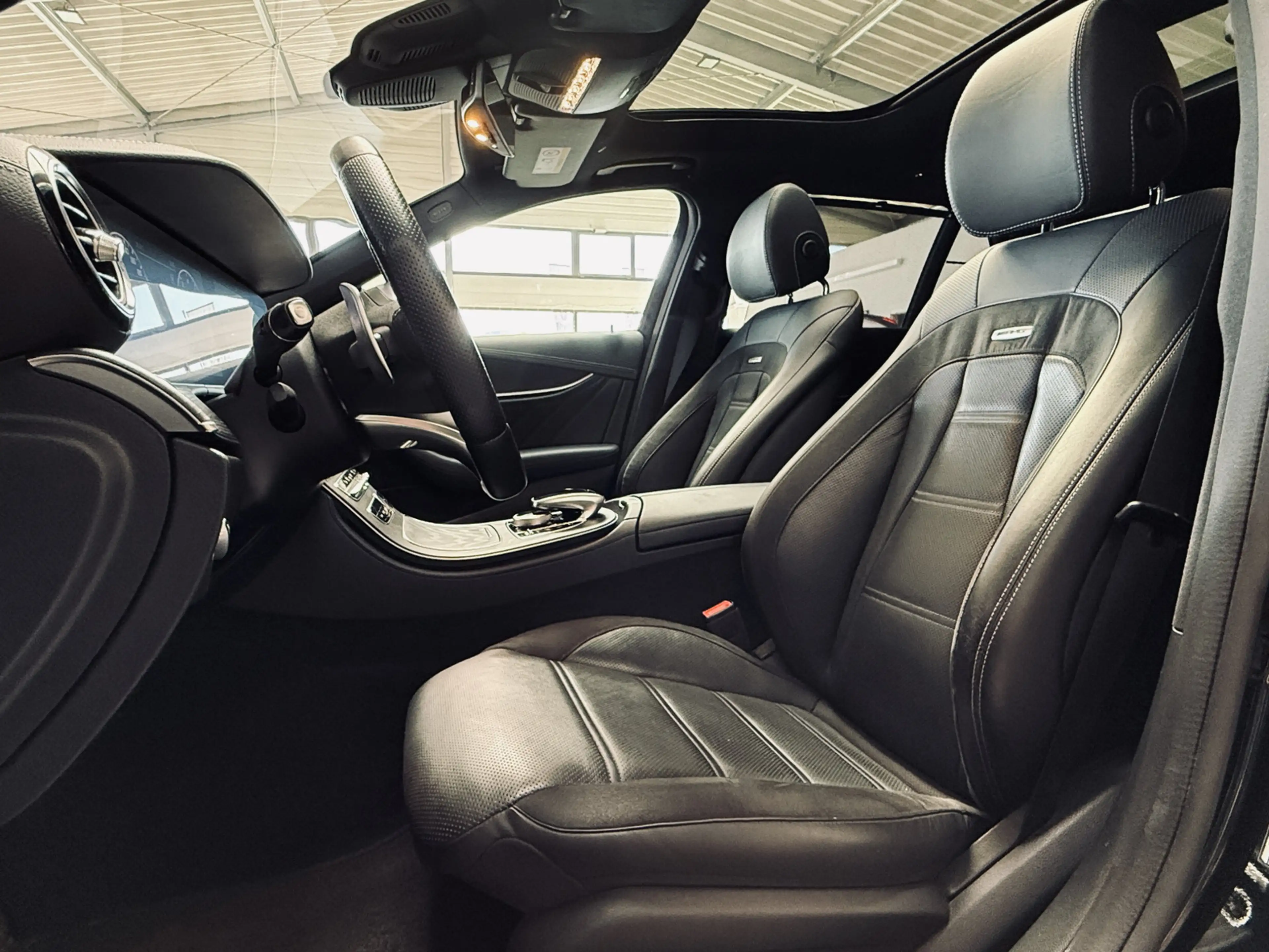Mercedes-Benz E 53 AMG 4Matic+ 1-HAND|360°|LED|AHK|ACC|PANO| — photo 13