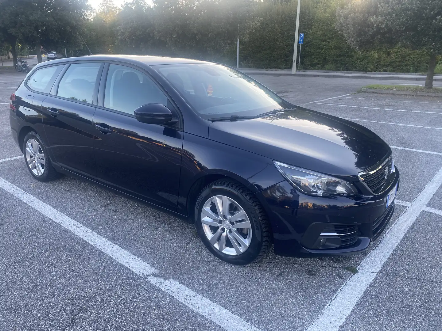 Peugeot 308 308 II 2018 SW SW 1.5 bluehdi Business s Bleu - 2