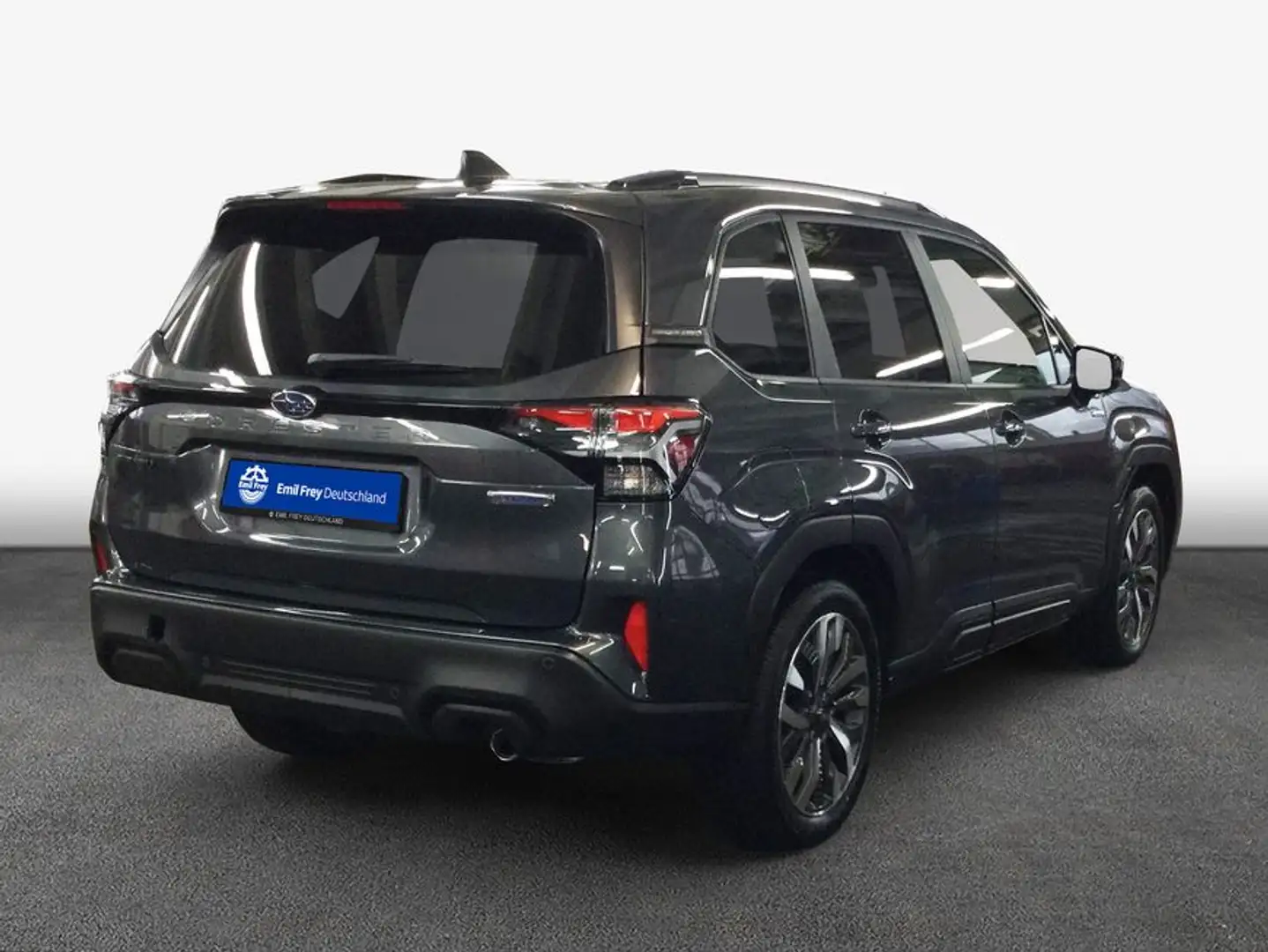 Subaru Forester 2.0ie Platinum MJ25 Grau - 2