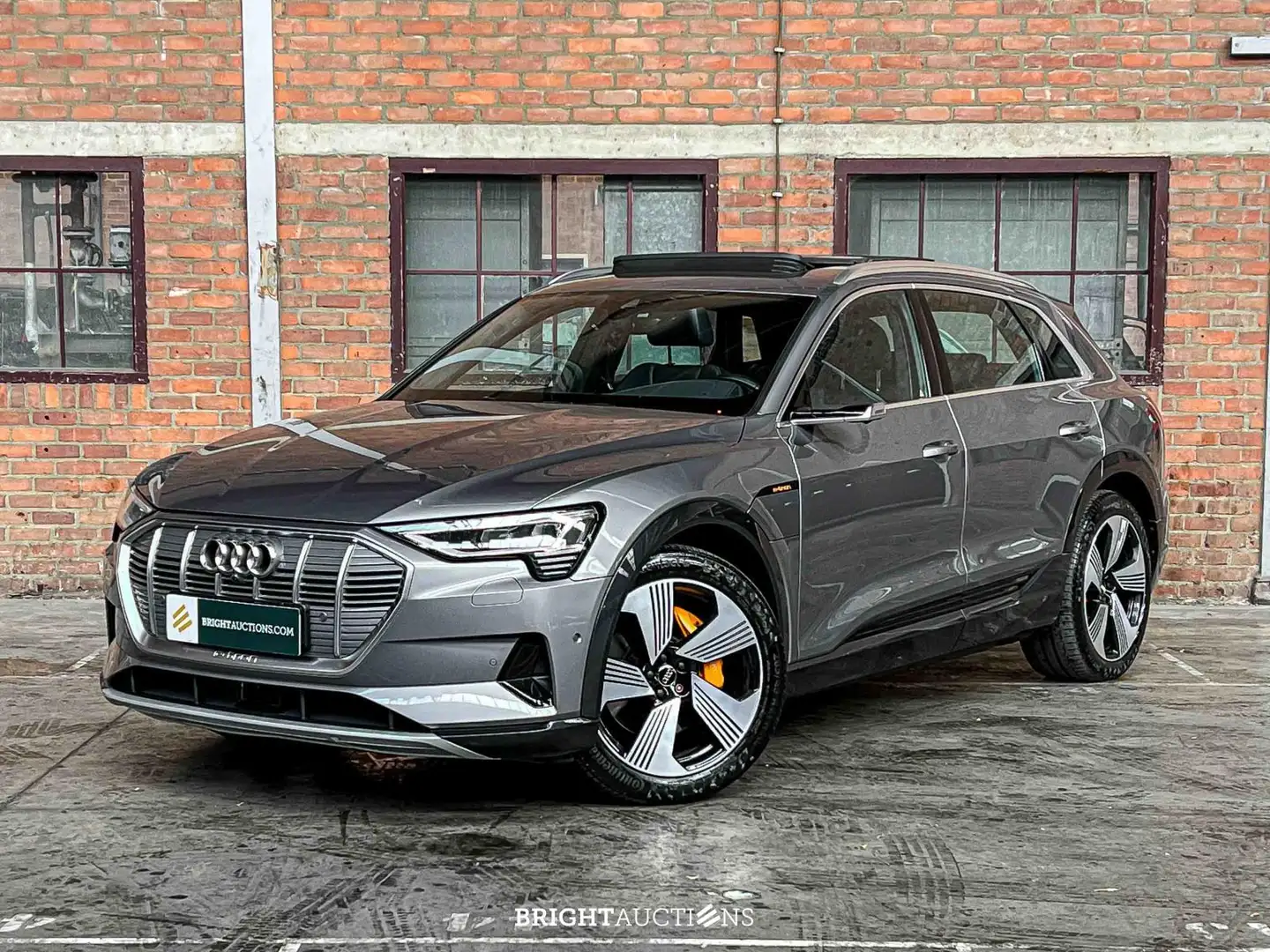 Audi e-tron 55 Quattro Advanced 95 kWh Argent - 1