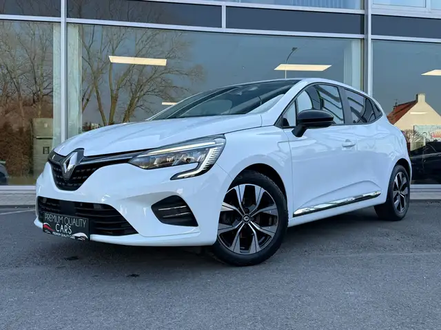 Renault Clio CARPLAY / SENSOREN / CRUISECONTROL / LED/ AIRCO/