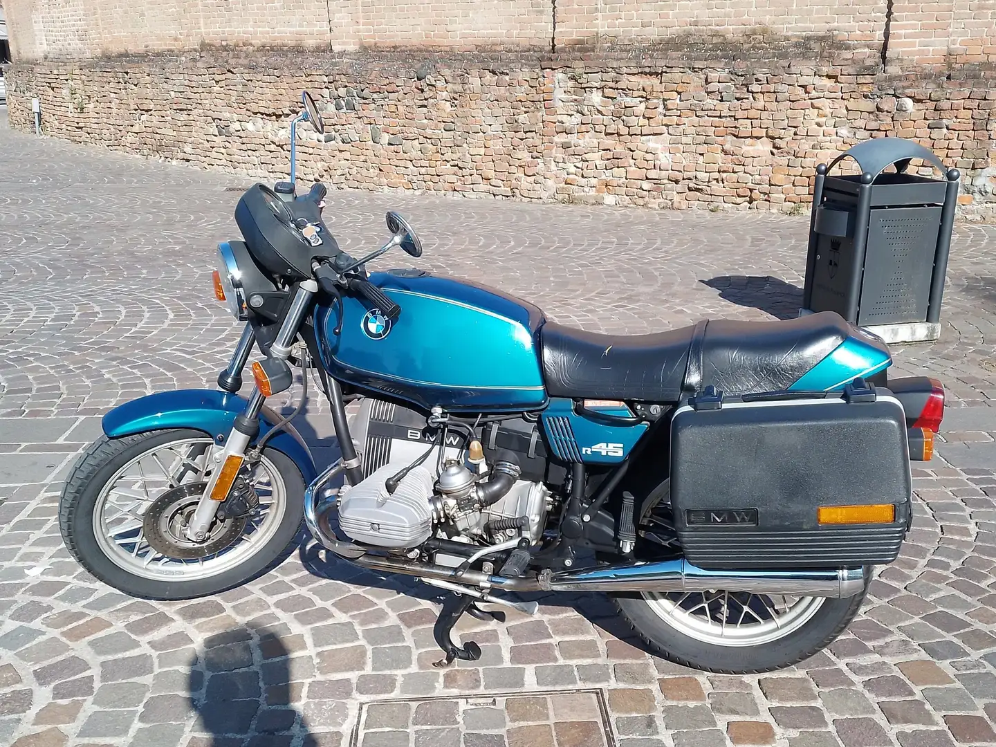 BMW R 45 Vert - 2