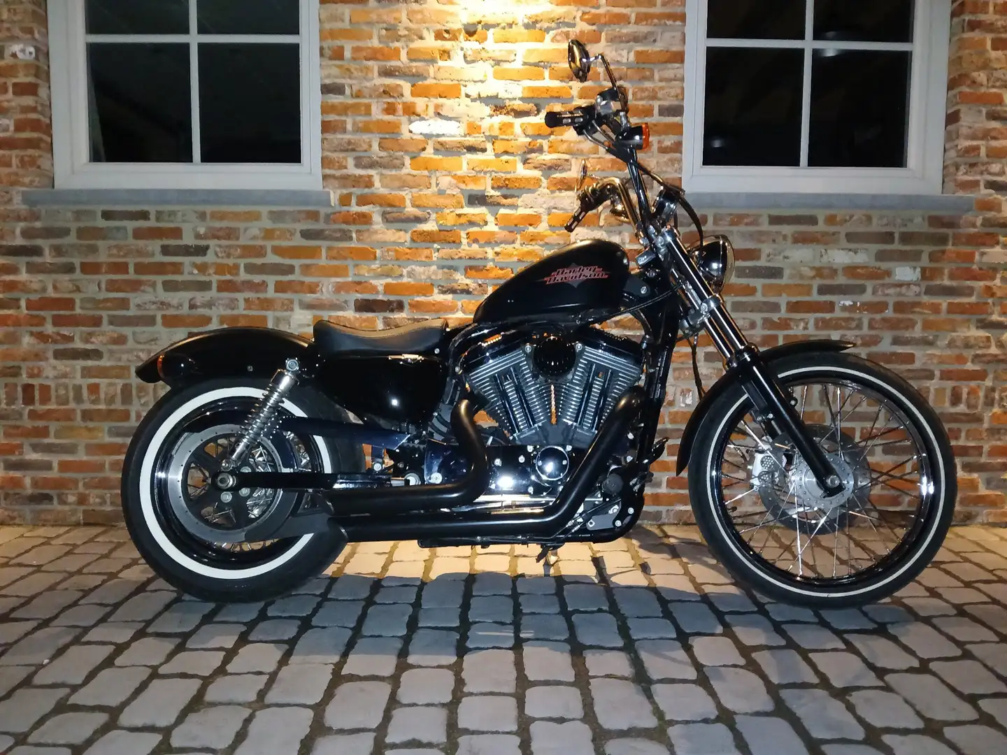 Harley-Davidson Sportster 1200 seventy-two Noir - 1