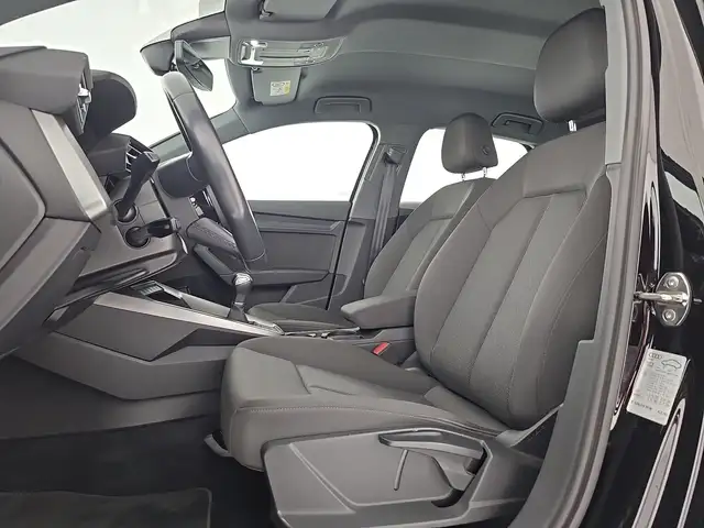 Audi A3 view 9