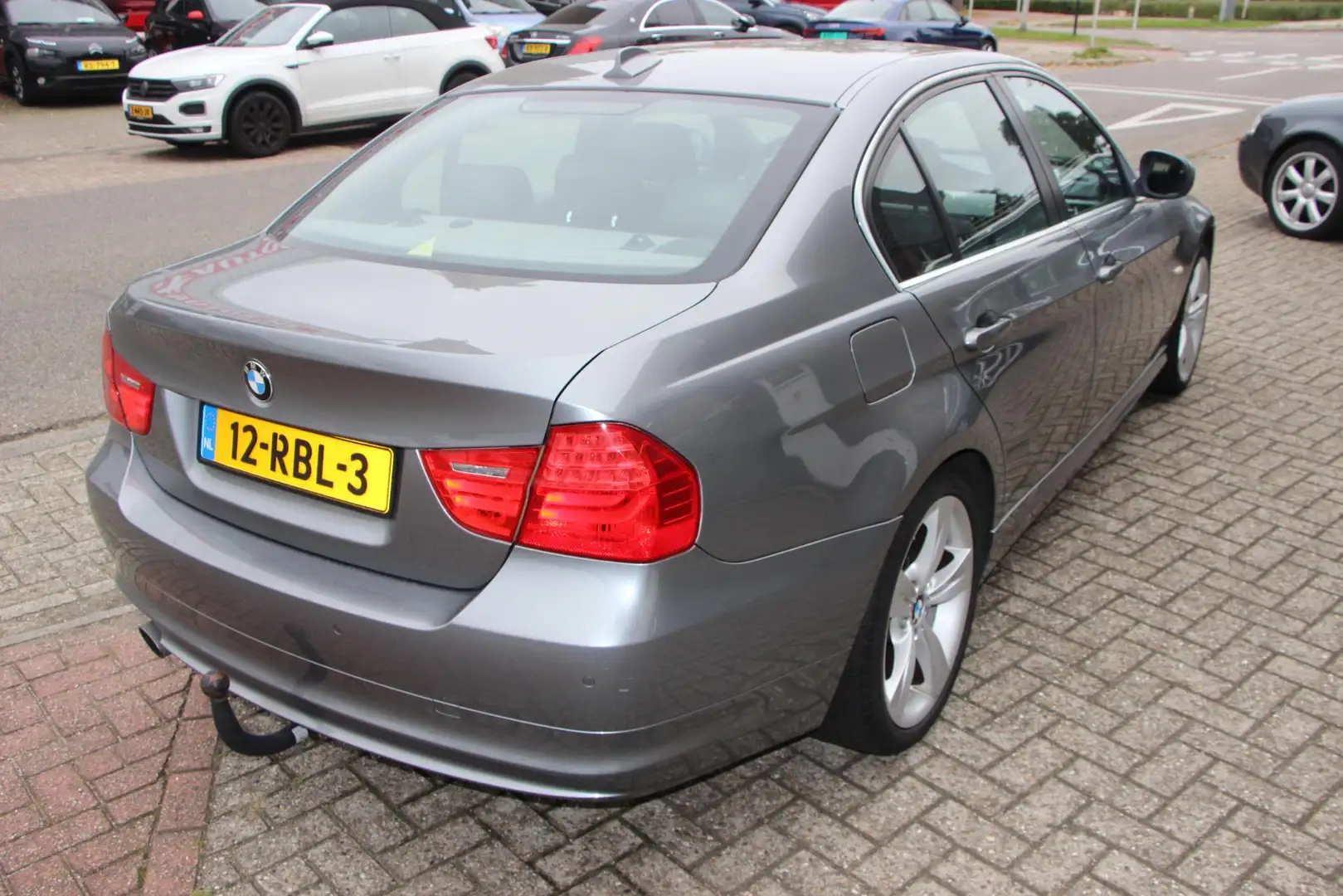 BMW 318 3-serie 318i Corporate Lease Luxury Line Gris - 2