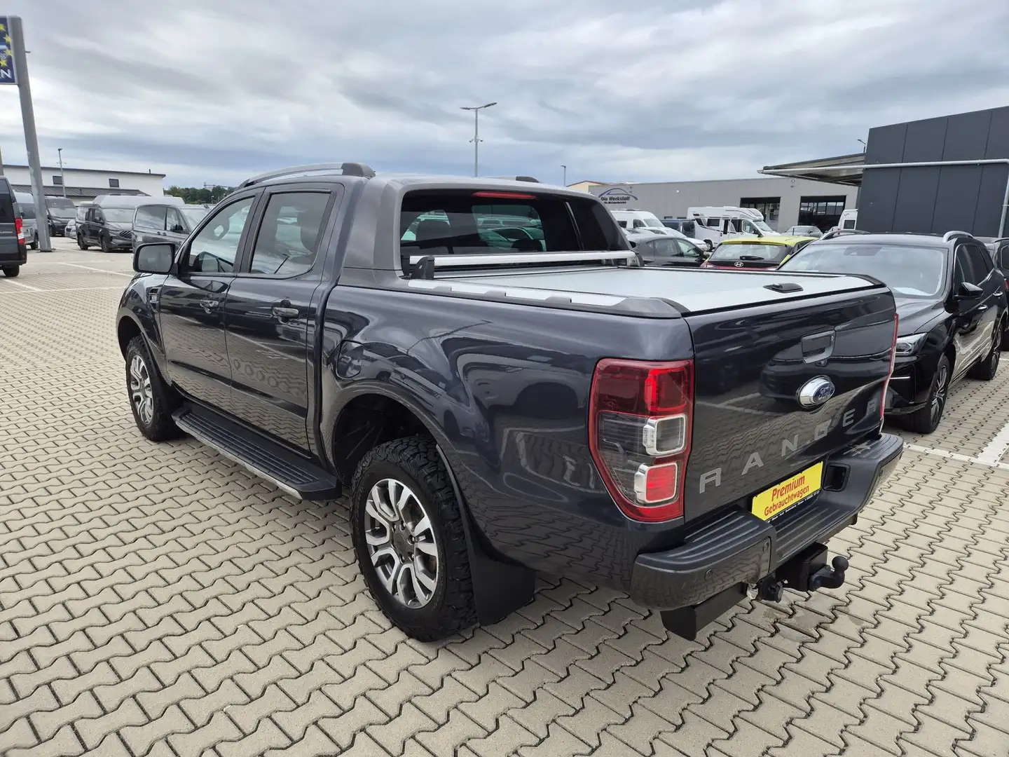 Ford Ranger Wildtrak Doppelkabine 4x4 AHK NAVI Grijs - 2