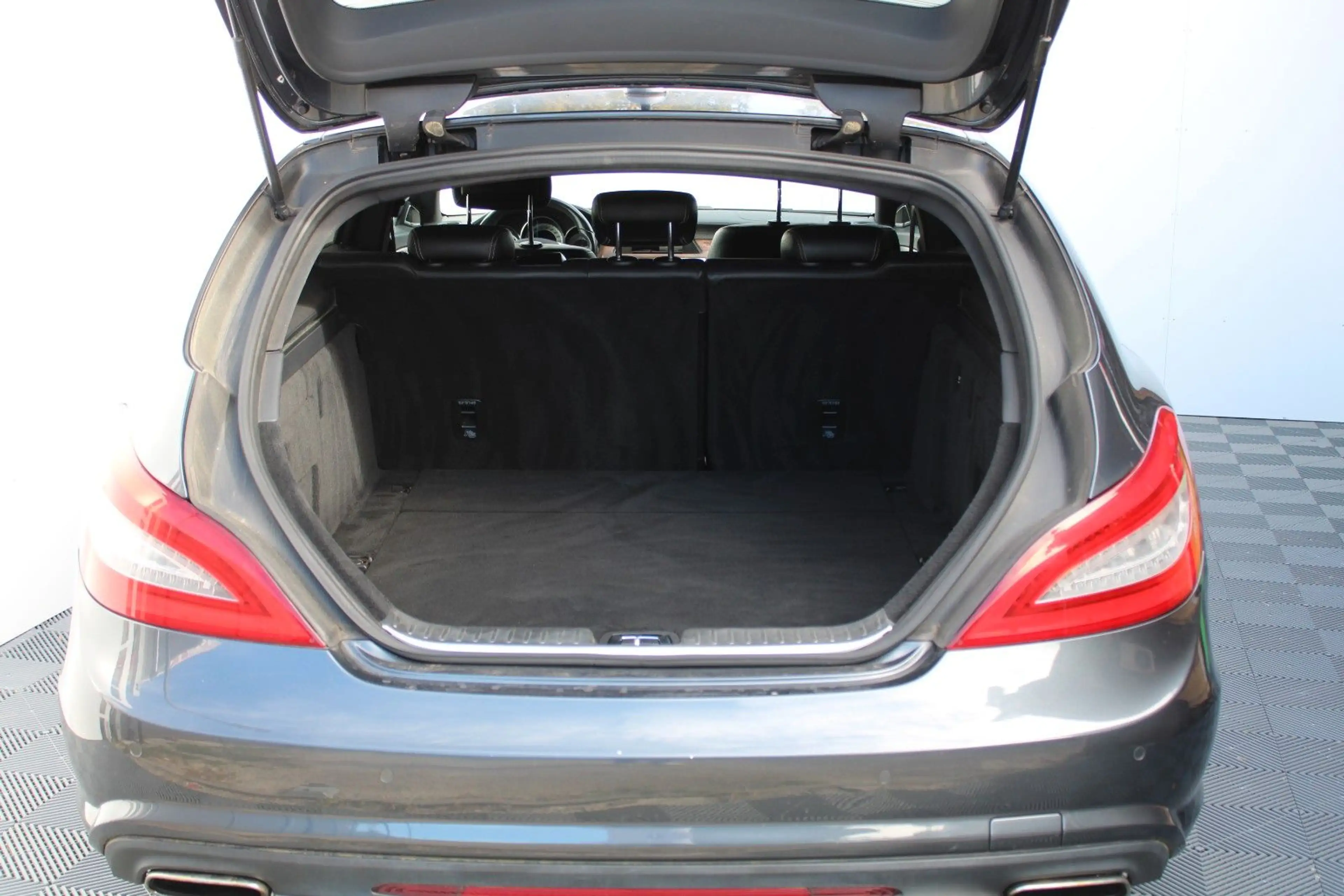 Mercedes-Benz CLS CLS 350 CDI BlueEfficiency — photo 12