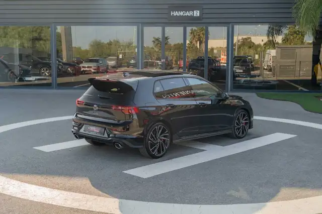 Volkswagen Golf view 6