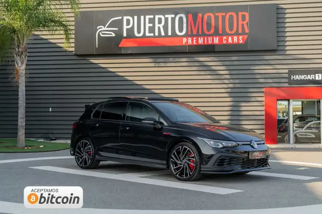 Volkswagen Golf main image