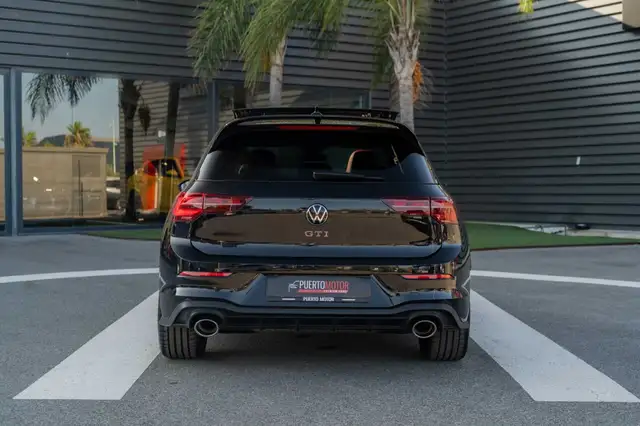 Volkswagen Golf view 5
