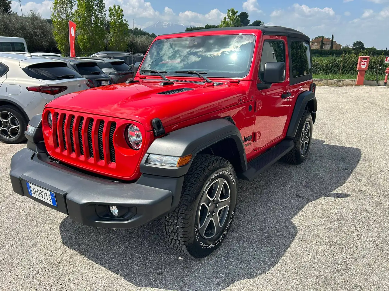 Jeep Wrangler IV 2.0 turbo Sport auto, миниатюра 3