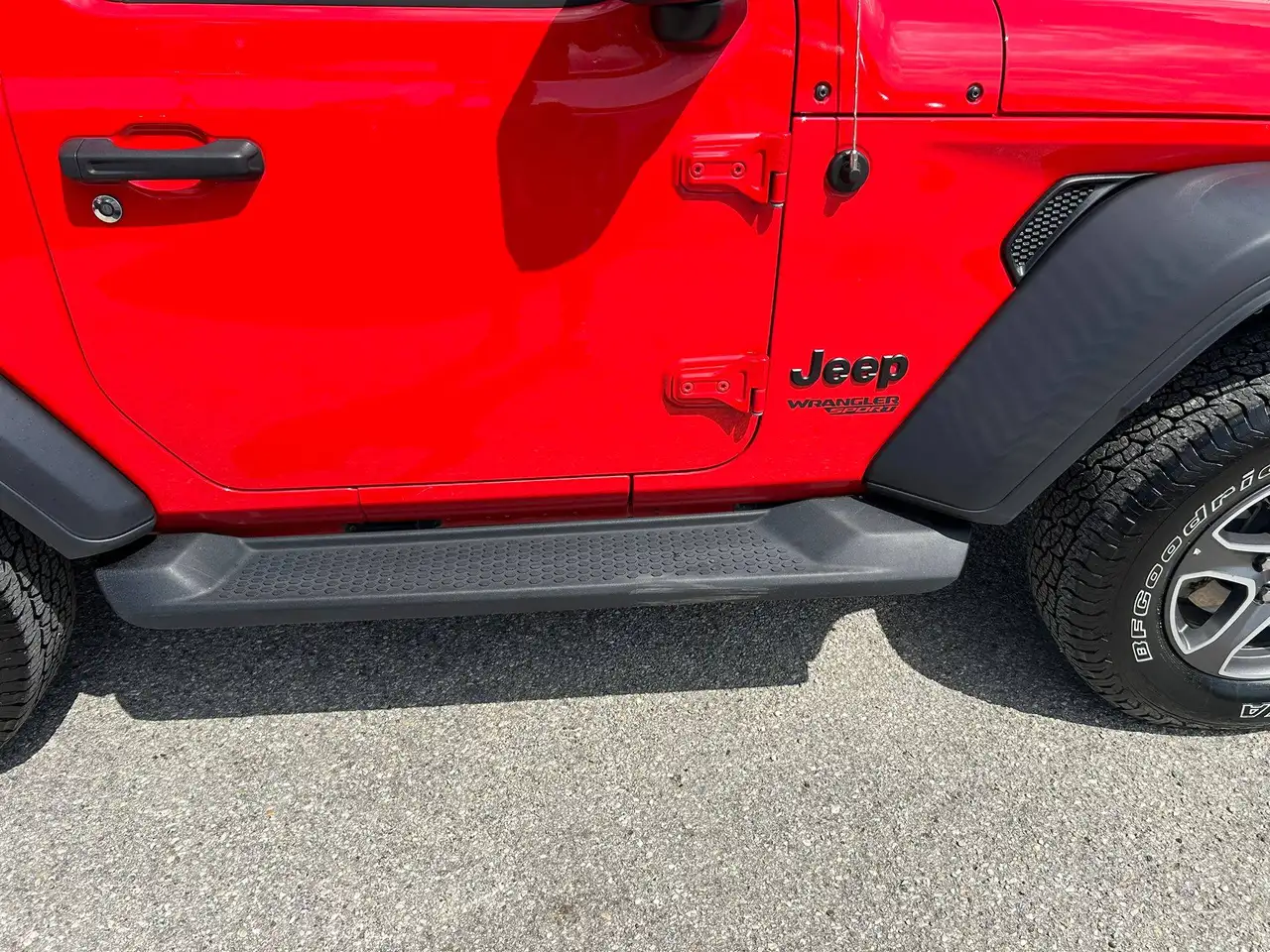 Jeep Wrangler IV 2.0 turbo Sport auto, миниатюра 11