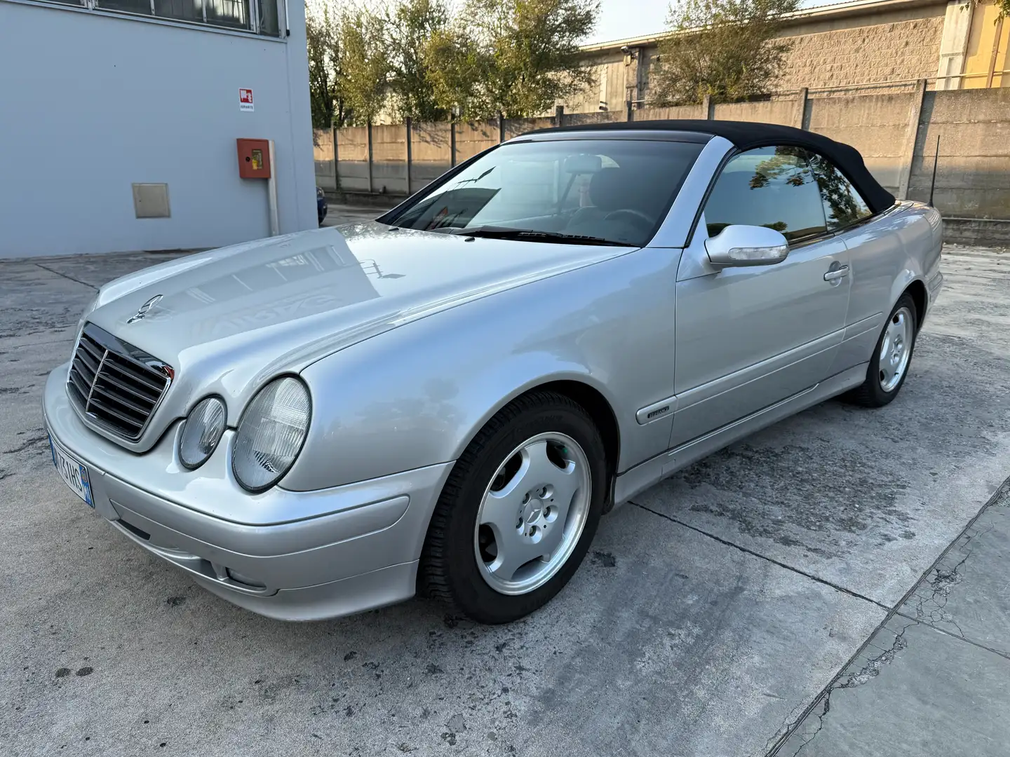 Mercedes-Benz CLK 200 CLK Cabrio 200 k Elegance Argent - 2