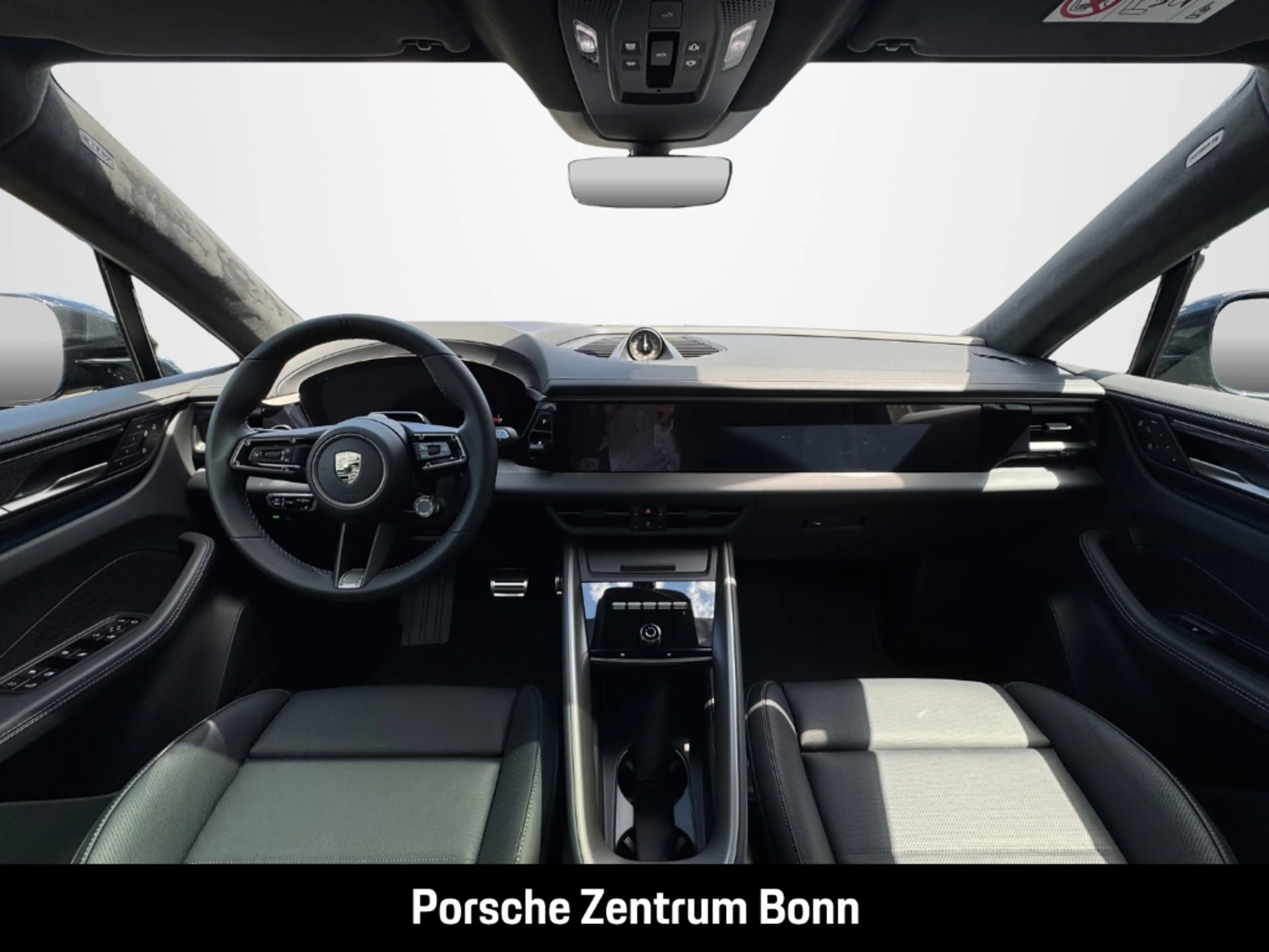 Porsche Macan Turbo HA-Lenkung Head-Up Surround-View — photo 14