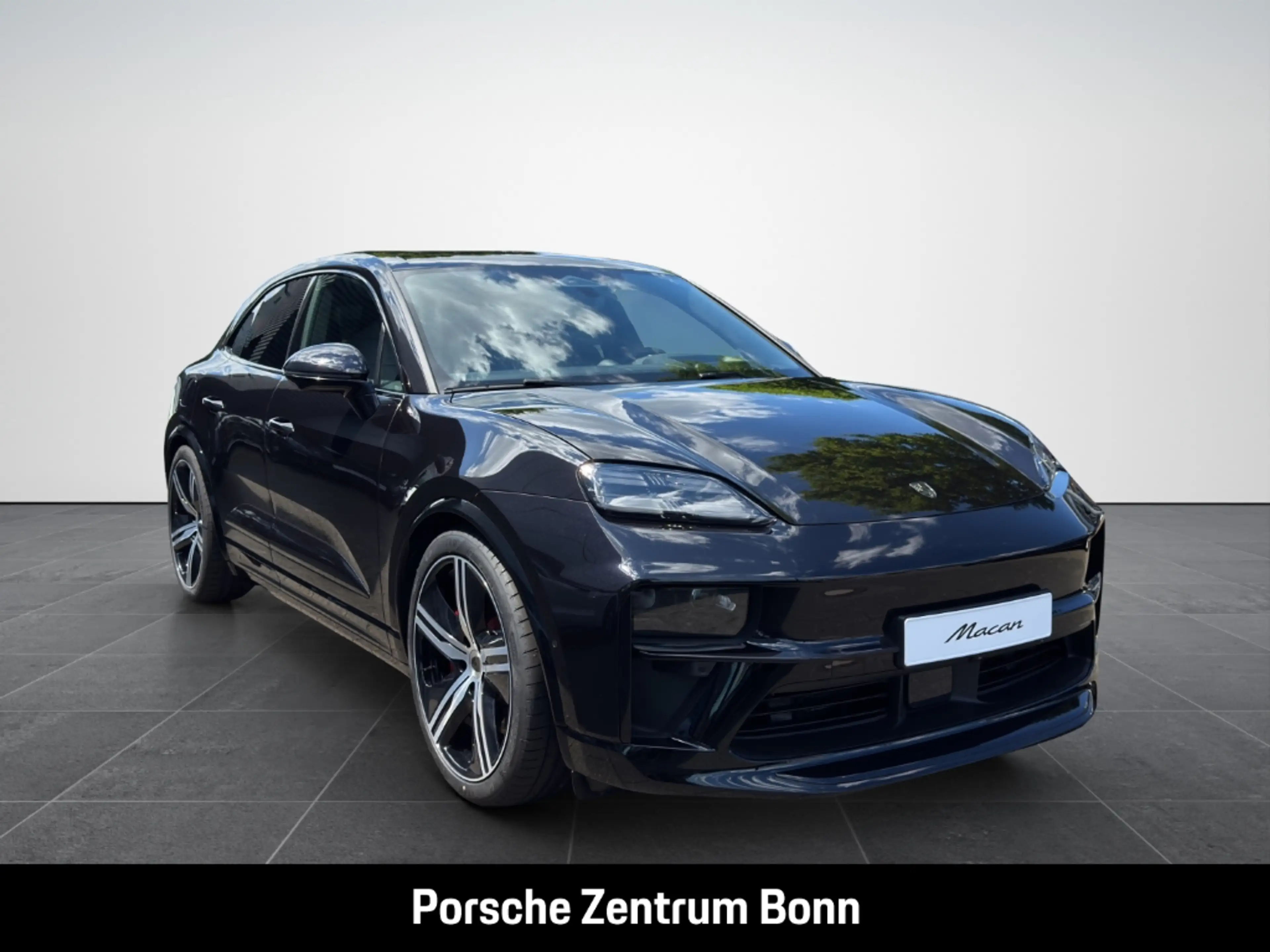 Porsche Macan Turbo HA-Lenkung Head-Up Surround-View — photo 3