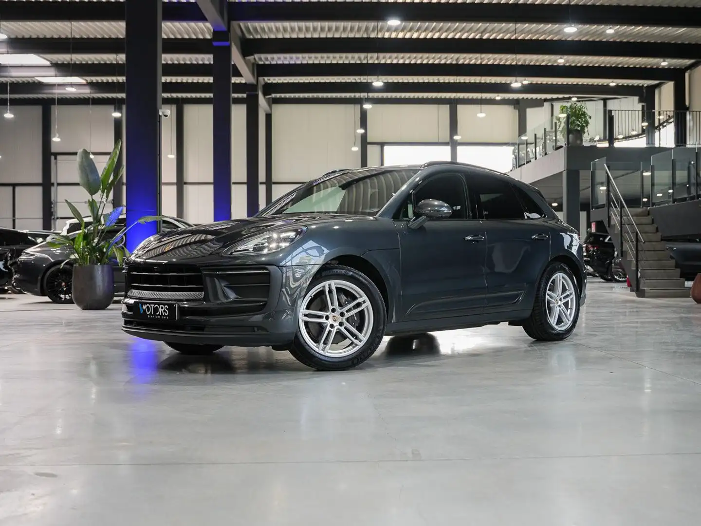 Porsche Macan 2.0 Turbo PDK - pano - CC - 360° camera - Bose Gris - 2