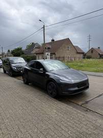 83.1 kWh Long Range RWD Premium