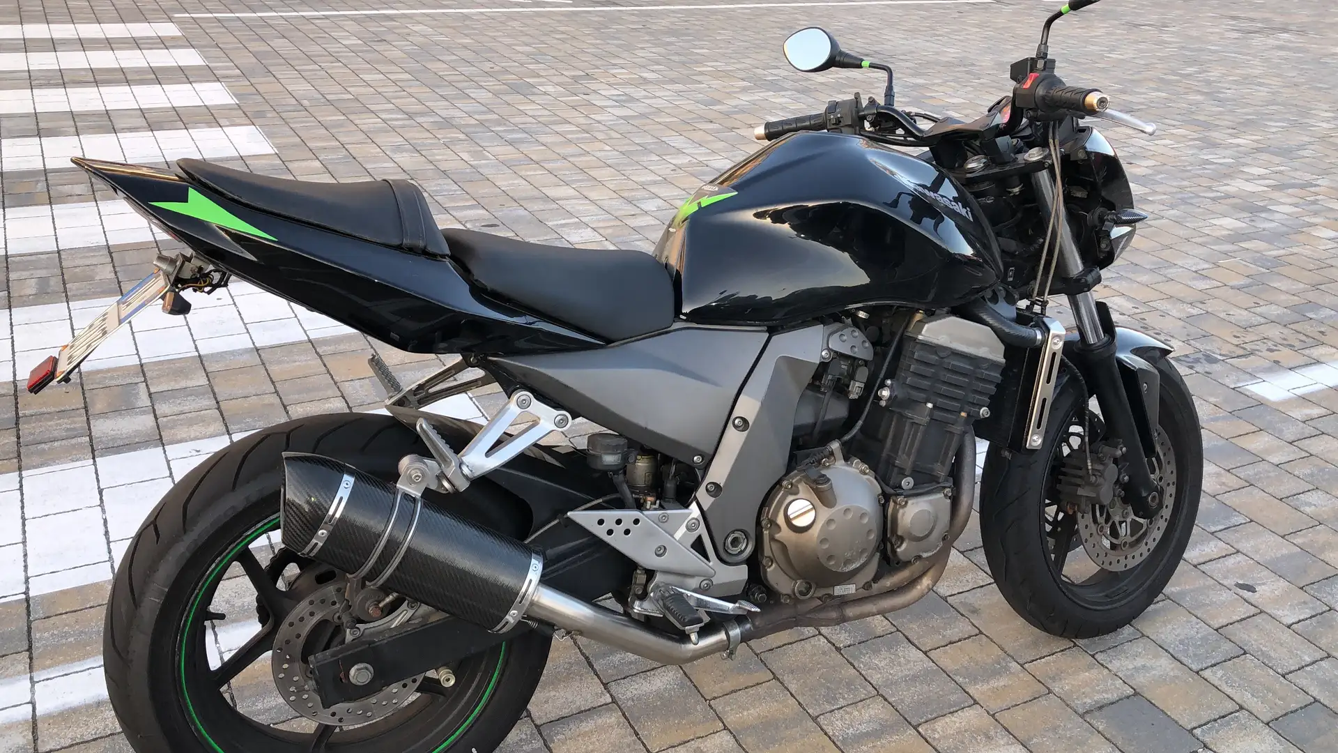 Kawasaki Z 750 Sport Negro - 1