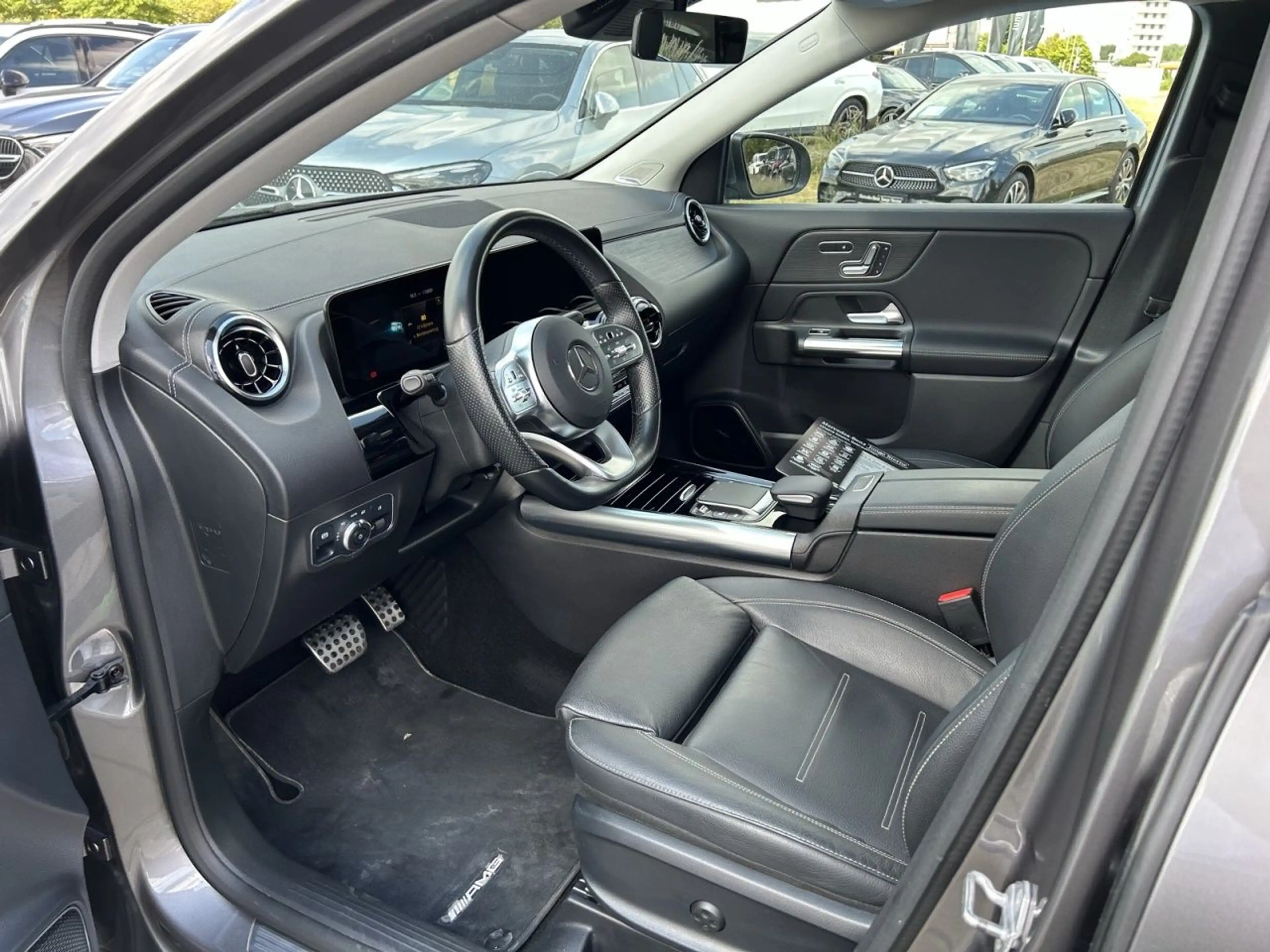 Mercedes-Benz GLA 220 d 4MATIC AMG+BURM+MULTIBEAM+TOTW+AHK+KAM — photo 12