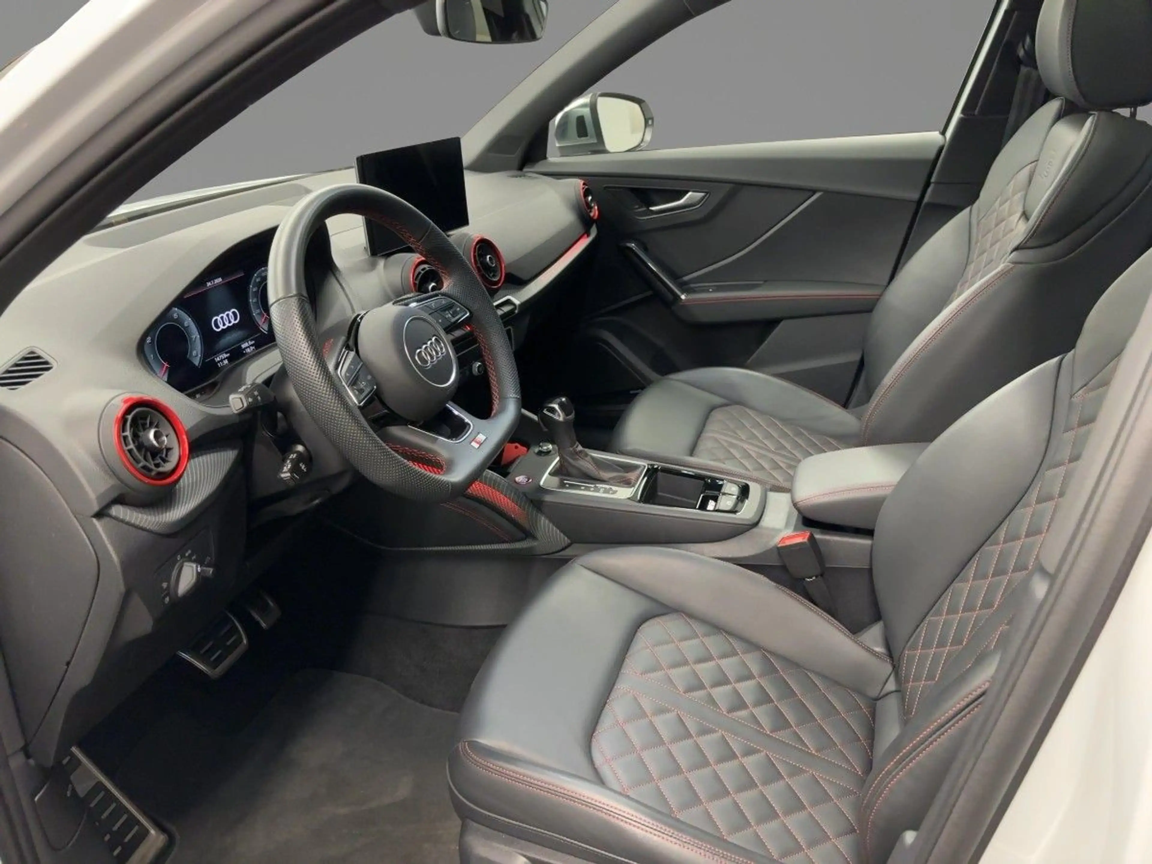 Audi SQ2 TFSI S tr. AHK MATRIX NAVI RFK PANO SONOS — photo 10