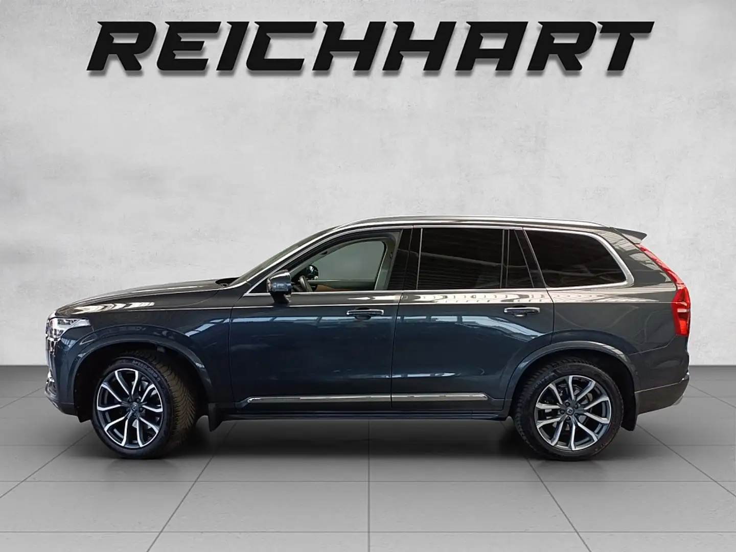 Volvo XC90 D5 AWD Inscription Grijs - 2