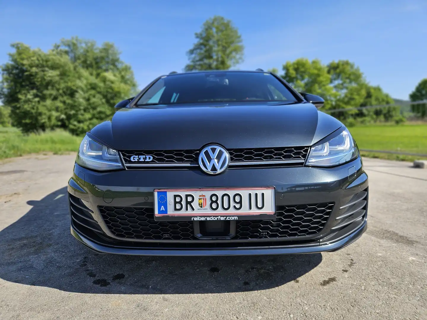 Volkswagen Golf GTD Variant 2,0 TDI DSG Schwarz - 2