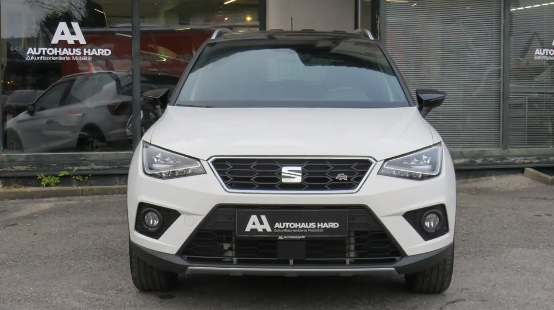 SEAT Arona 1,0 Eco TGI FR MT6 | Benzin | Erdgas Weiß - 2