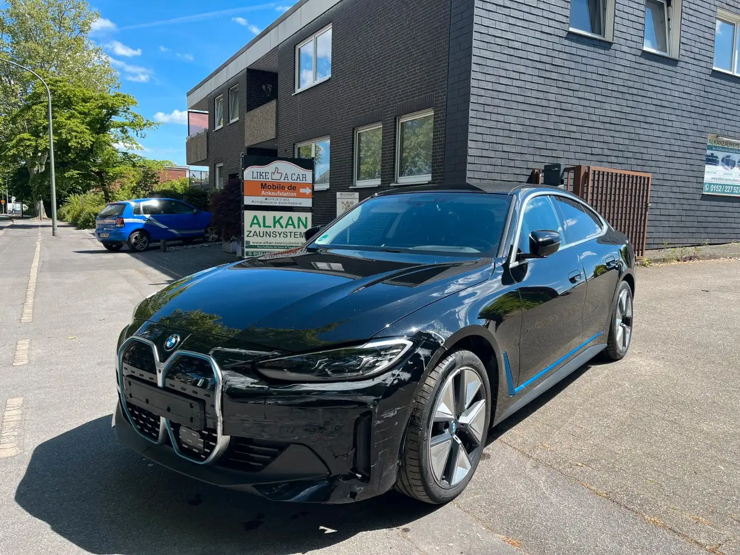 BMW i4 Gran Coupe 40 eDrive 360° LED NAVI SHADOW HEA Zwart - 2