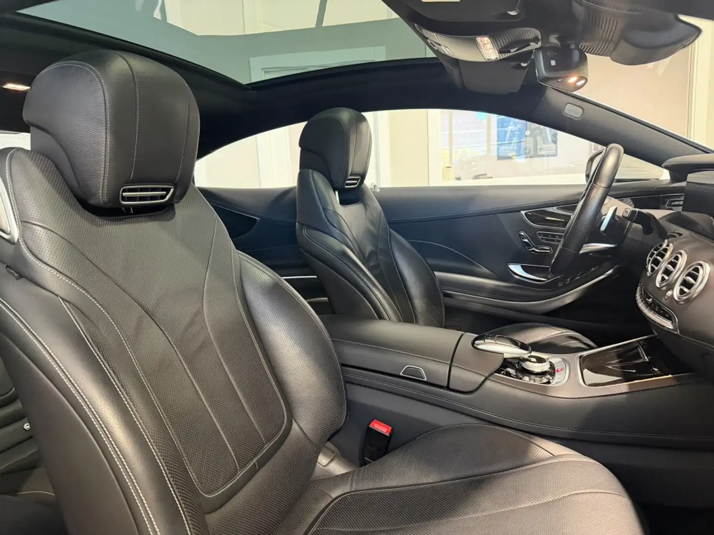 Mercedes-Benz S 560 Coupé 4Matic 9G-Tronic Blanco - 1