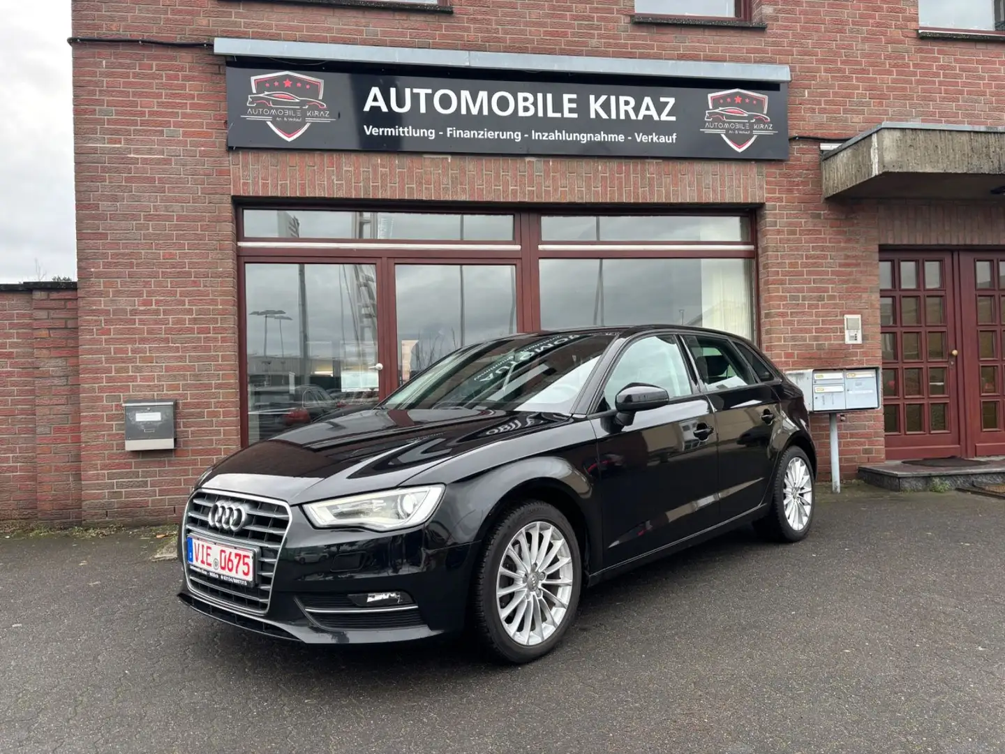 Audi A3 Sportback TÜV NEU SHZ PDC TEMP GARANTIE Noir - 1