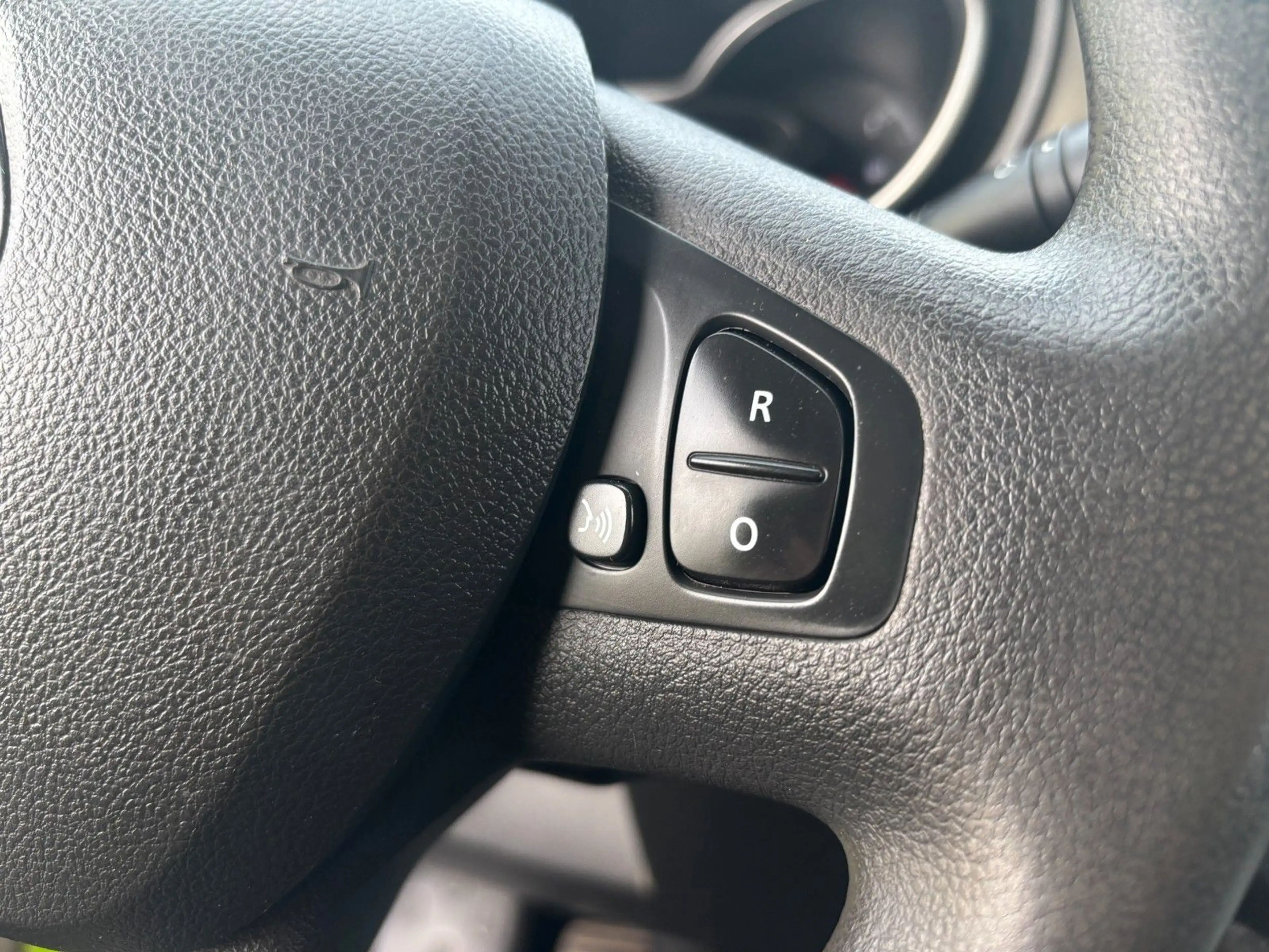 Renault Trafic 145 dCi AHK*Navi+Kamera*2Schiebetüren*TÜV — photo 4