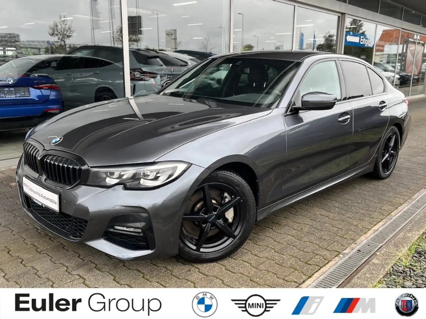 BMW 330 d xDrive A Limousine M Sport Standhzg Navi eSitze Grau - 1