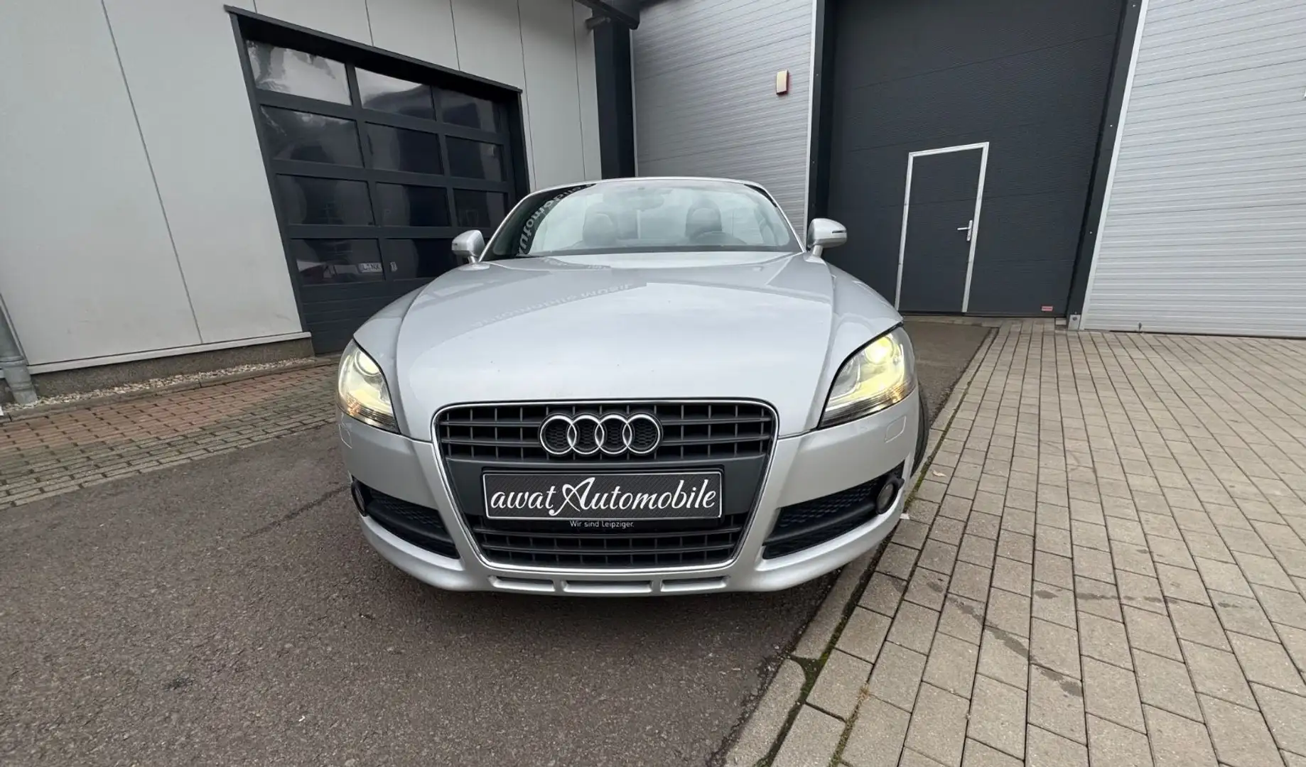 Audi TT Coupe/Roadster 2.0 TFSI Roadster Silber - 2