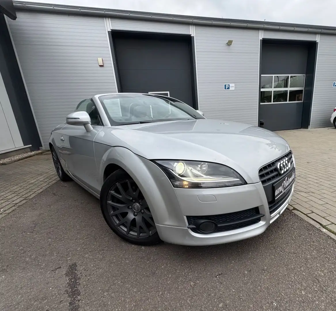 Audi TT Coupe/Roadster 2.0 TFSI Roadster Silber - 1