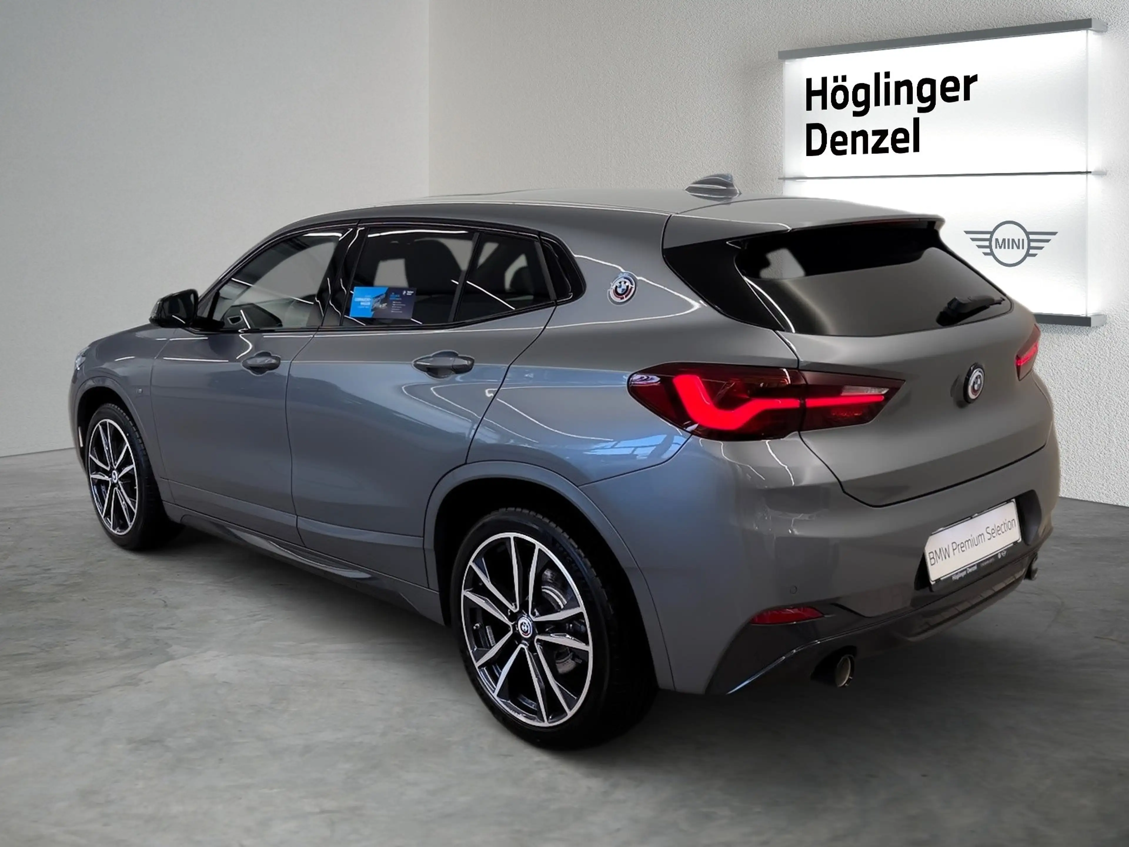 BMW X2 sDrive20i — photo 10