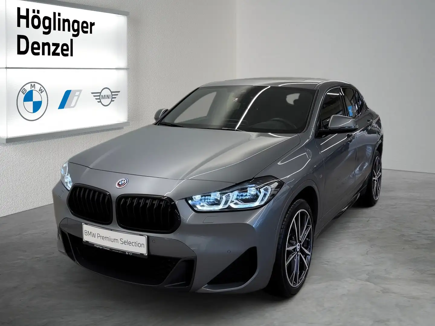 BMW X2 sDrive20i Grau - 1