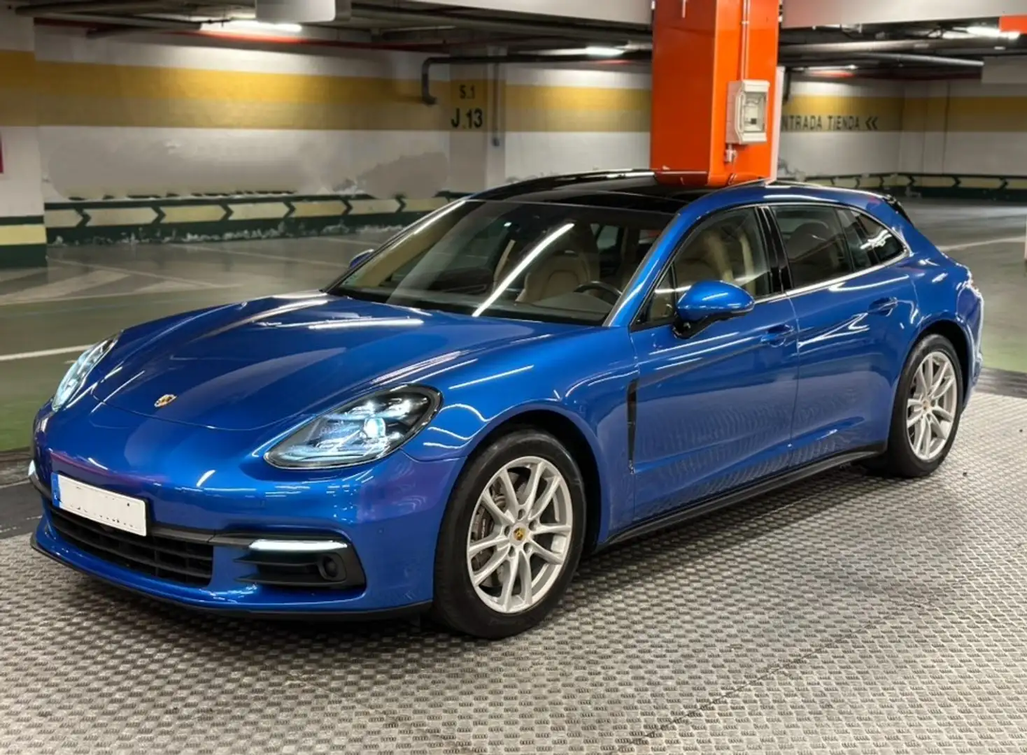 Porsche Panamera 4 Sport Turismo Bleu - 1