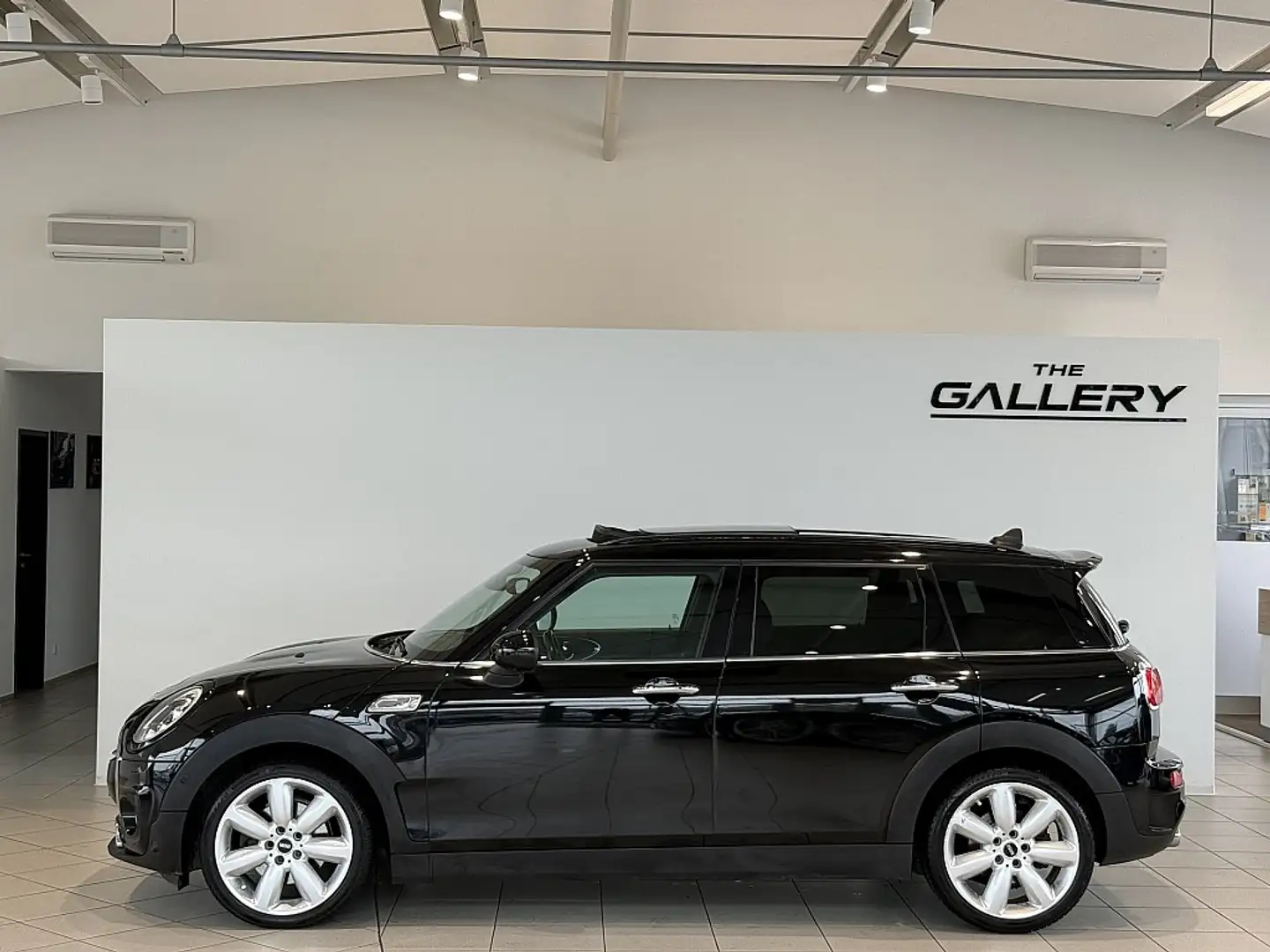 MINI Cooper SD Clubman MINI Clubman Cooper SD Aut.*Panorama*Kamera*Har... Schwarz - 1