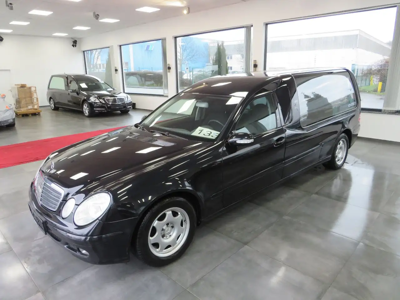 Mercedes-Benz E 220