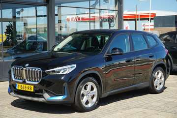 xDrive30 Launch Edition 67 kWh
